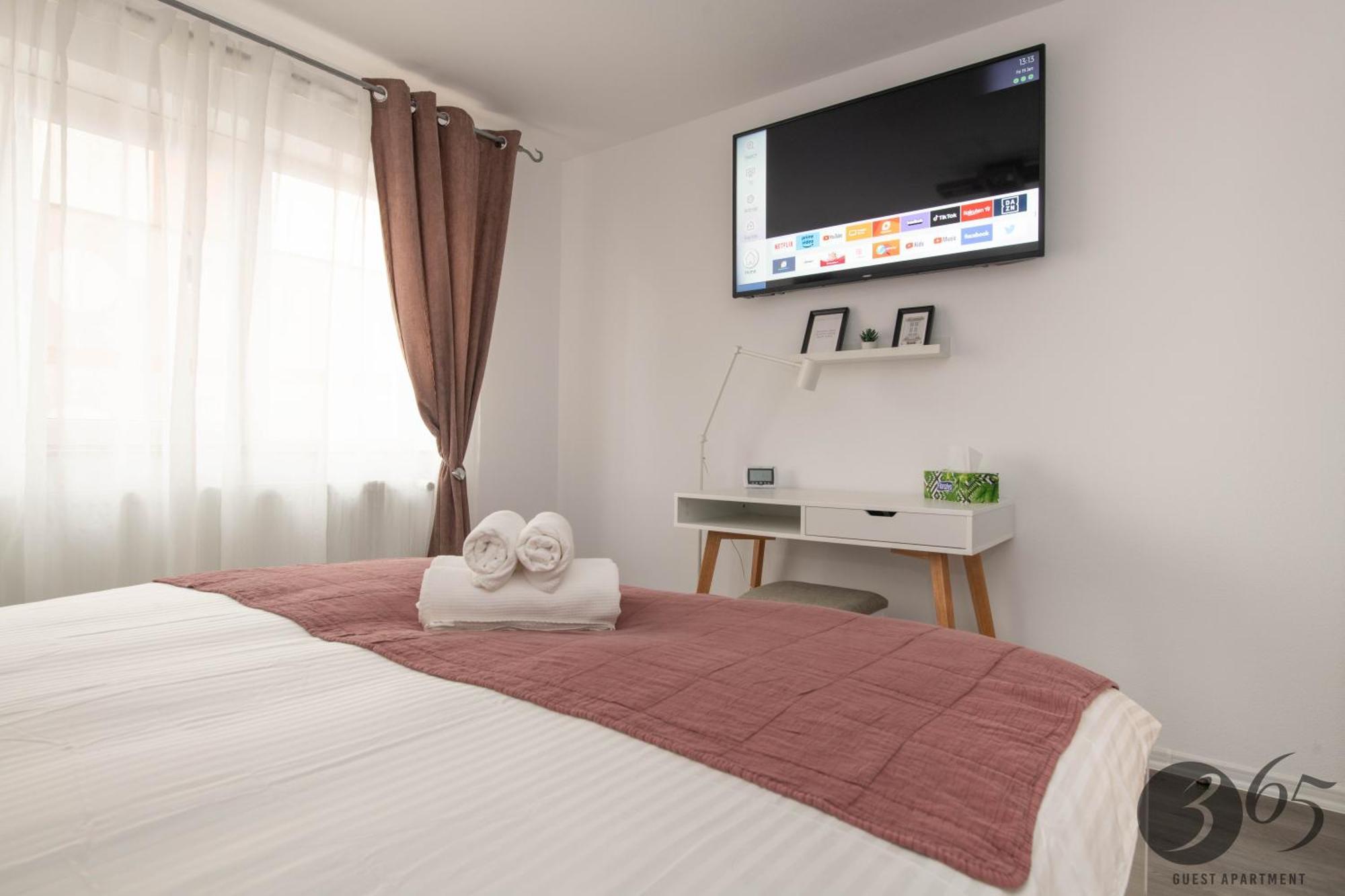 365 Guest Apartment Hunedoara Extérieur photo