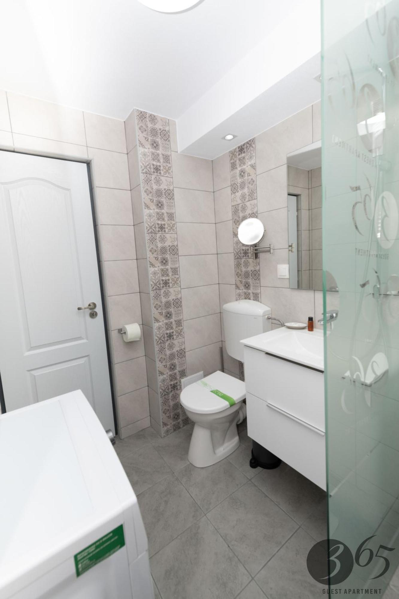 365 Guest Apartment Hunedoara Extérieur photo